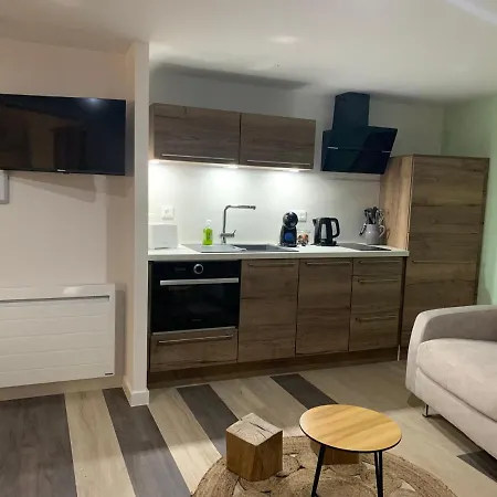 Appartement L'Etape De Marcel - Ayme à Avoine Extérieur photo